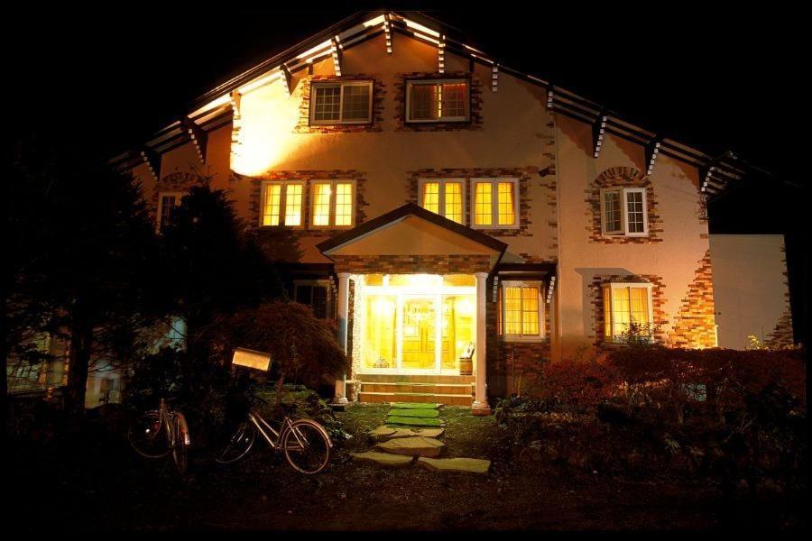 ホテル ペンション　キャンディタフト 軽井沢町 エクステリア 写真